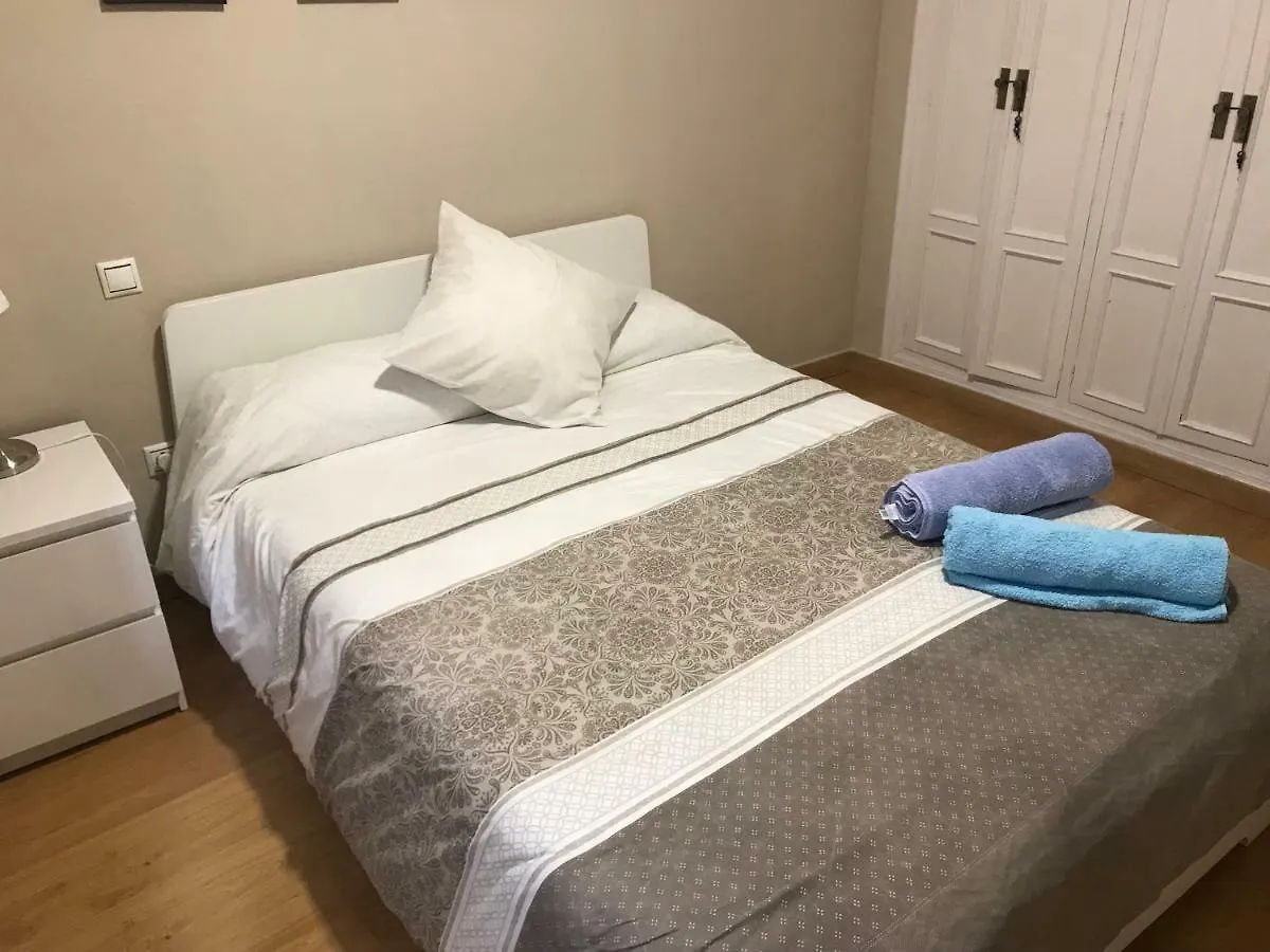 Apartamento En El Centro Para 4 Personas Seville 0*,  Spain